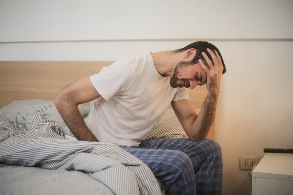 Papa en Burn-out Parental : Le Guide ESSENTIEL pour Reconnaître les Signes et S'en Sortir